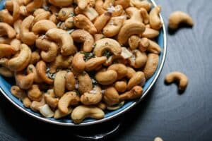 paleo diet food list - cashews