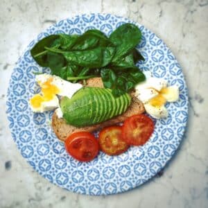 1300 calorie Paleo meal plan - spinach egg